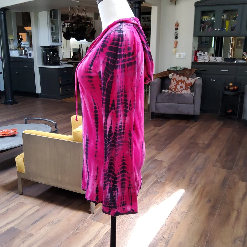 Balance Collection Tie-Die Tunic Top - Picture 3 of 5